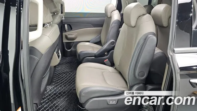 Kia Carnival 2024 thumb 12