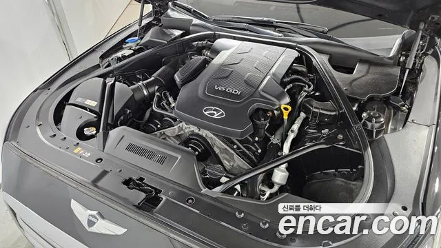 Hyundai Genesis 2016 thumb 6