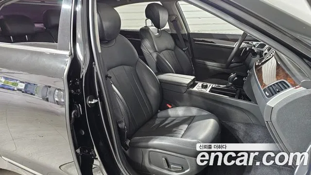 Hyundai Genesis 2016 thumb 11