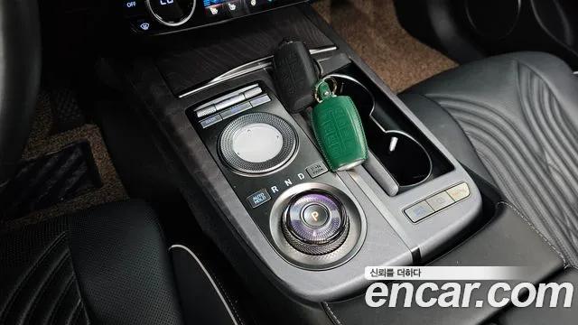 Genesis G80 2022 thumb 9