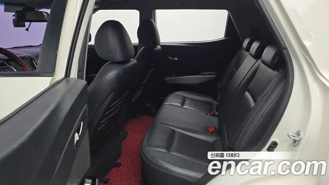 KG_Mobility_Ssangyong TIBOLI 2015 thumb 11