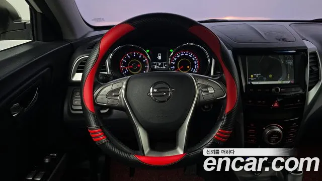 KG_Mobility_Ssangyong TIBOLI 2015 thumb 12