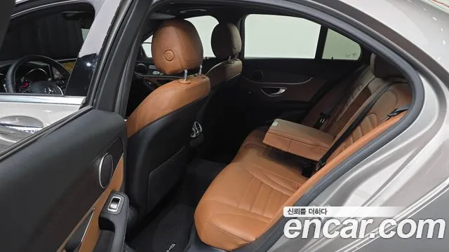 Mercedes-Benz C-Класс 2019 thumb 11