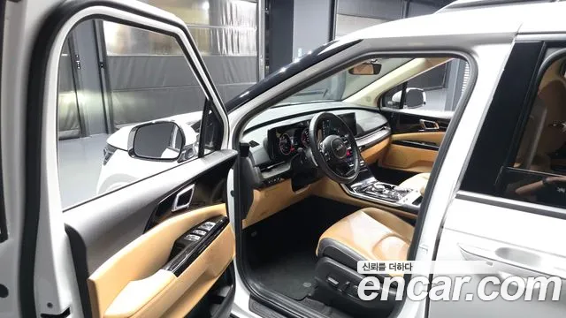 Kia Carnival 2023 thumb 10
