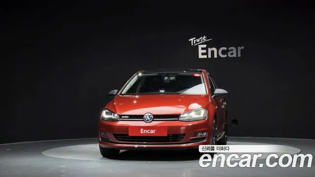 Volkswagen Golf Sportsvan 2015 thumb 3