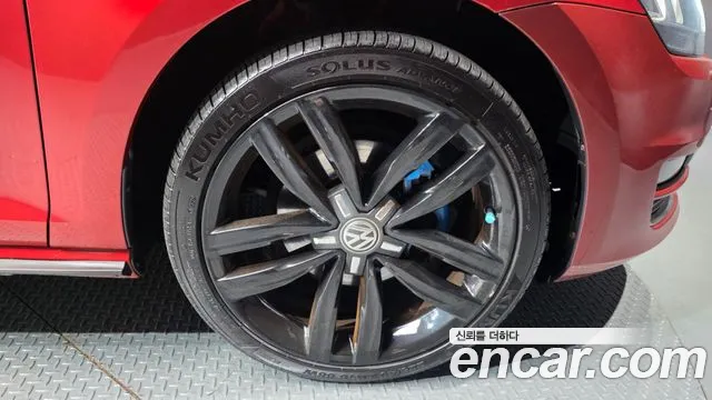 Volkswagen Golf Sportsvan 2015 thumb 5