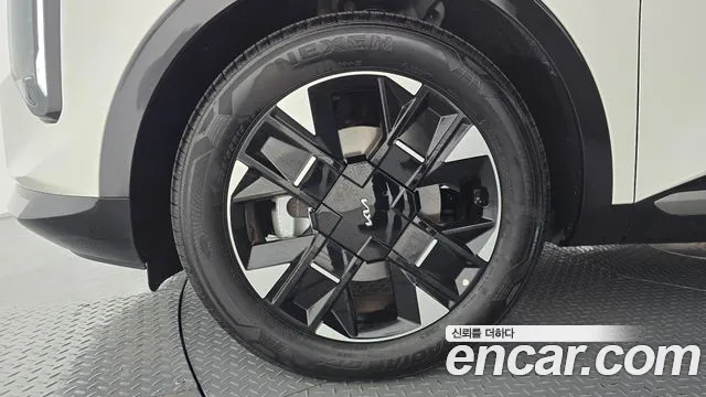 Kia Sportage 2025 thumb 4
