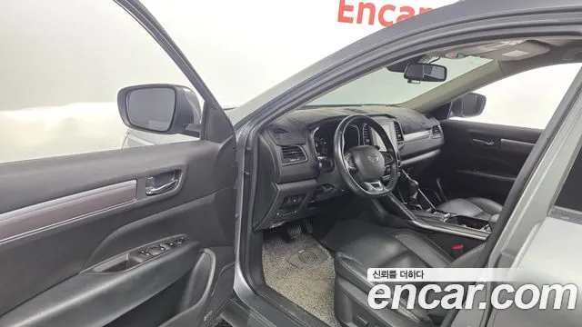 Renault-KoreaSamsung Koleos 2017 thumb 10