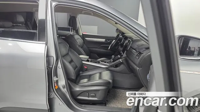 Renault-KoreaSamsung Koleos 2017 thumb 11