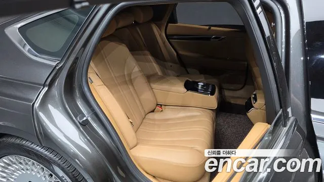 Genesis G80 2024 thumb 11