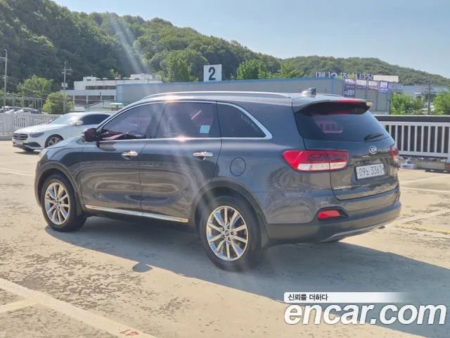 Kia Sorento 2017 thumb 3
