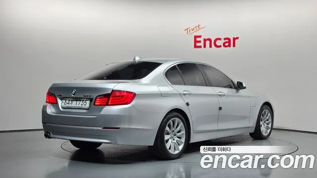 BMW 5-Series 2013 thumb 3