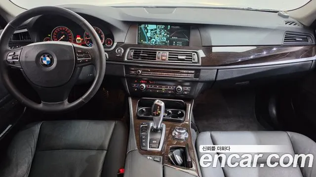 BMW 5-Series 2013 thumb 7