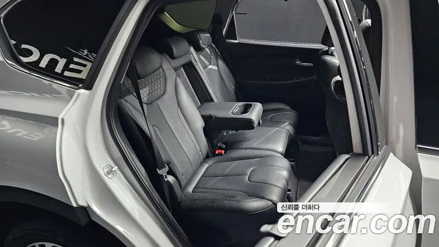 Hyundai Santa Fe 2018 thumb 11