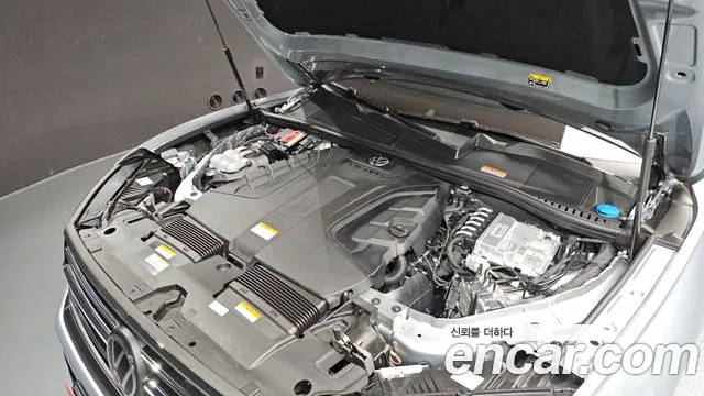 Volkswagen Touareg 2026 thumb 6