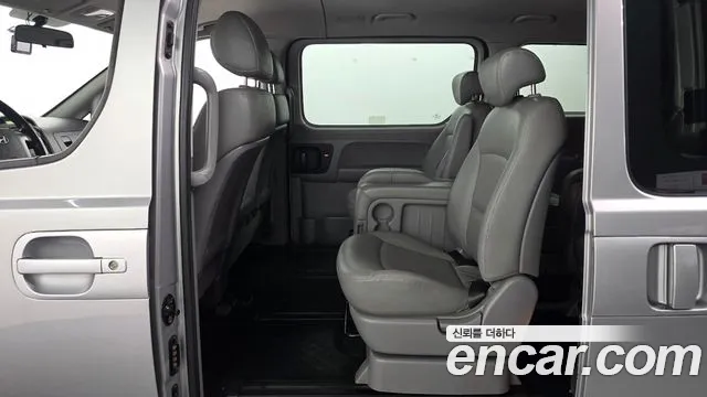 Hyundai Starex 2012 thumb 11