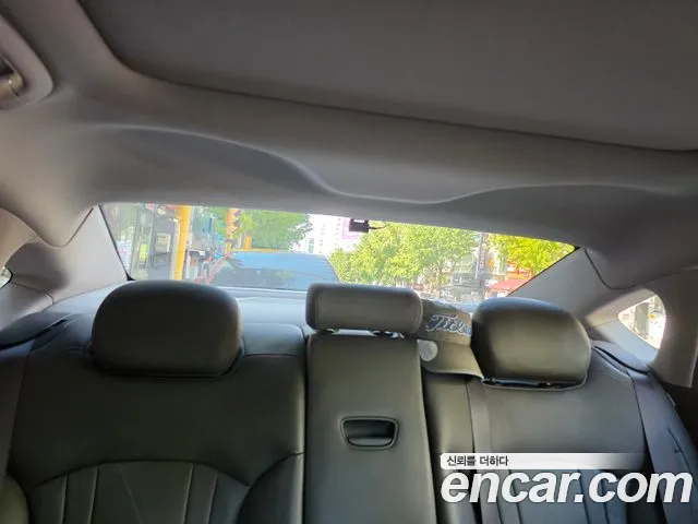 Hyundai Genesis 2015 thumb 4