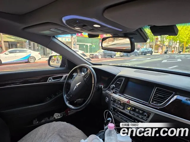 Hyundai Genesis 2015 thumb 10