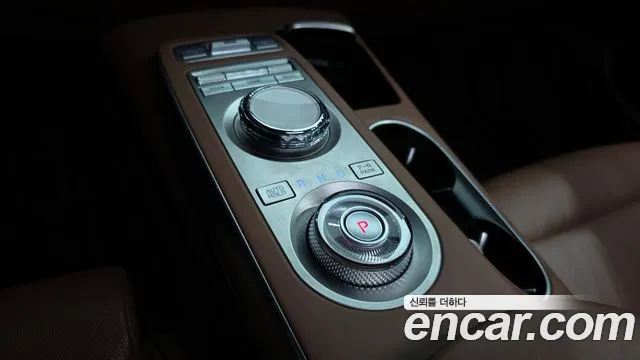 Genesis GV70 2021 thumb 8