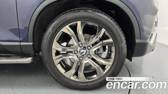 KG_Mobility_Ssangyong Rexton 2017 thumb 5