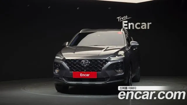 Hyundai Santa Fe 2018 thumb 3