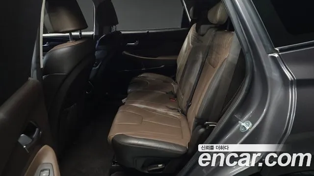 Hyundai Santa Fe 2018 thumb 12