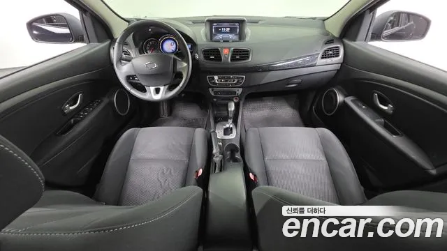 Renault-KoreaSamsung Fluence 2014 thumb 7