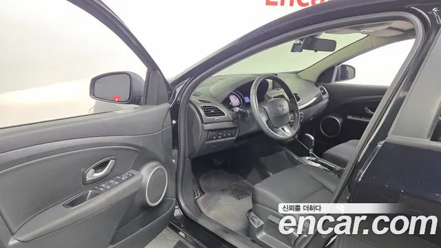 Renault-KoreaSamsung Fluence 2014 thumb 10