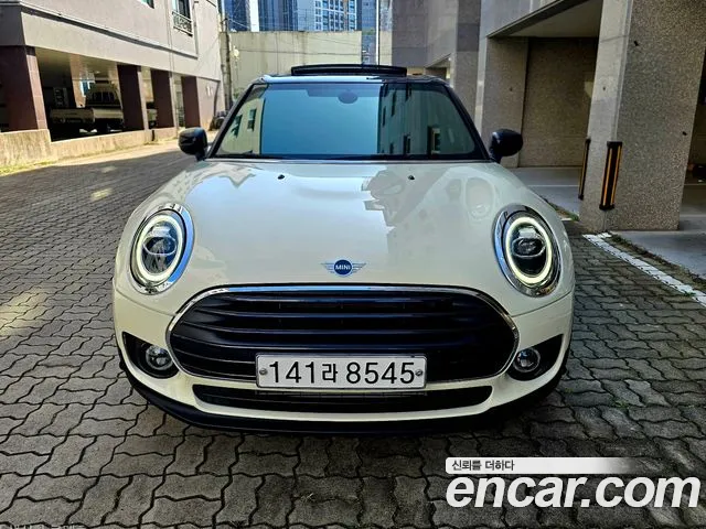MINI Clubman 2020 thumb 3