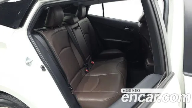 Toyota Prius 2016 thumb 10