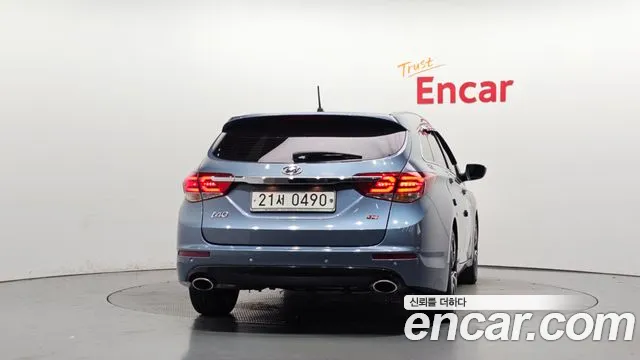 Hyundai i40 2016 thumb 4