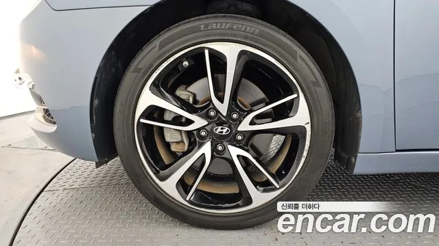 Hyundai i40 2016 thumb 5