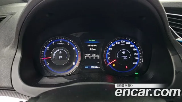 Hyundai i40 2016 thumb 8