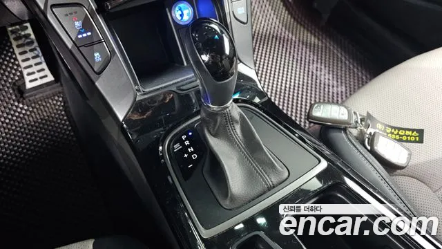 Hyundai i40 2016 thumb 9