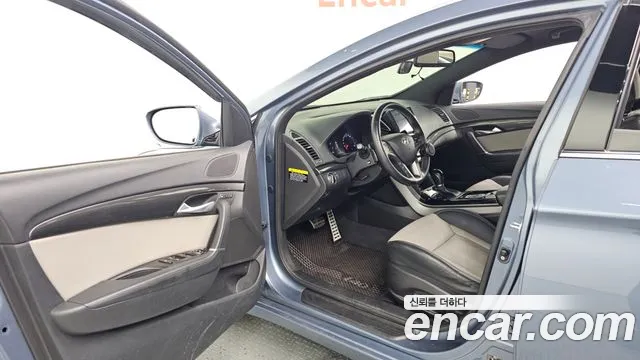 Hyundai i40 2016 thumb 10