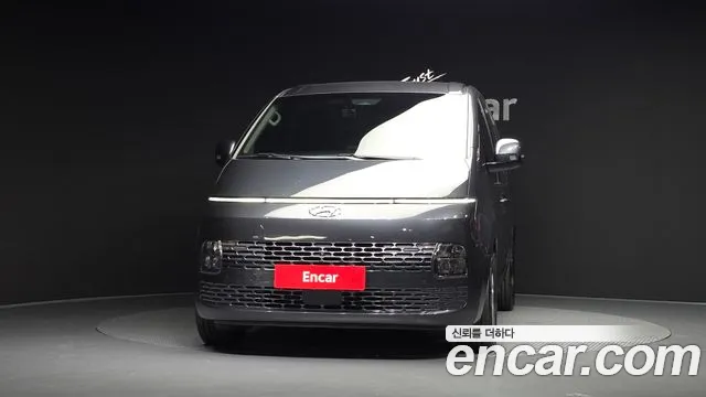 Hyundai Staria 2022 thumb 3