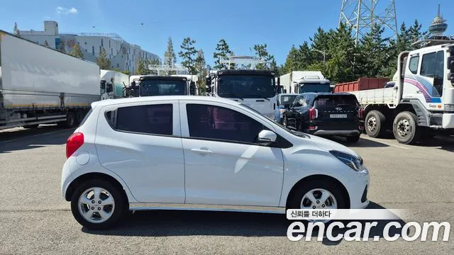 ChevroletGMDaewoo Spark 2017 thumb 7