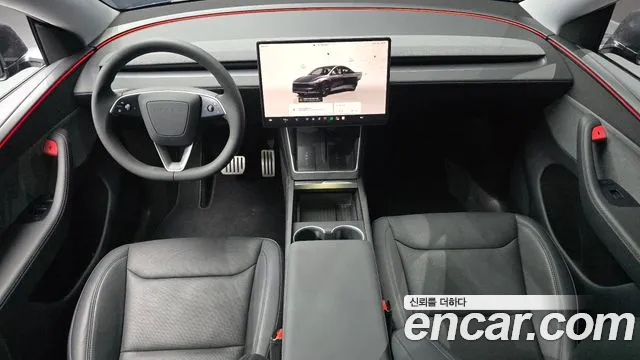 Tesla Model Y 2025 thumb 7