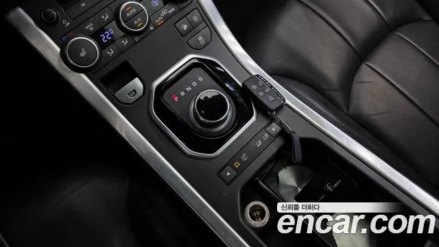 Land Rover Discovery Sport 2018 thumb 9