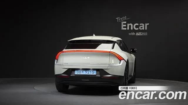 Kia EV6 2023 thumb 4