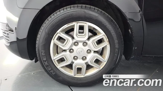 Hyundai Staria 2022 thumb 5