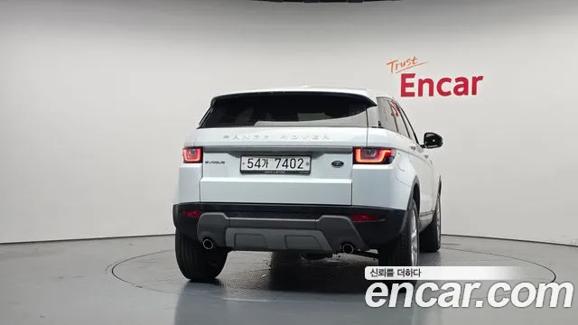 Land Rover Range Rover Evoque 2018 thumb 4