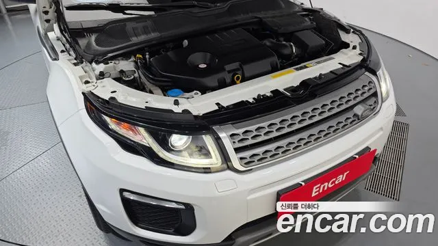 Land Rover Range Rover Evoque 2018 thumb 6