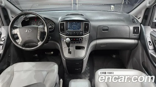 Hyundai Starex 2017 thumb 7