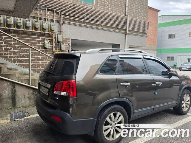 Kia Sorento 2011 thumb 2