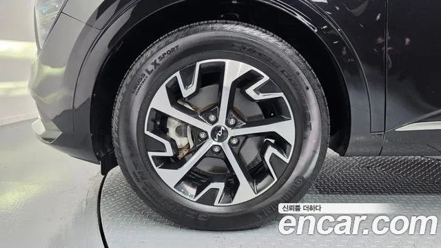 Kia Sportage 2023 thumb 5