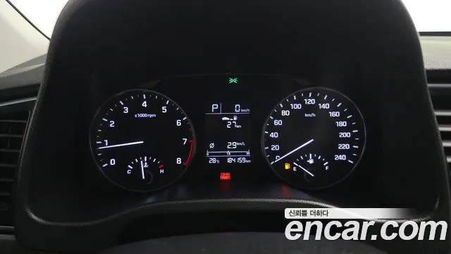 Hyundai Avante 2016 thumb 8