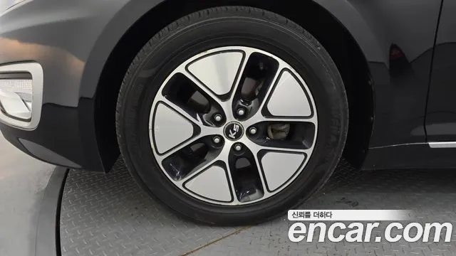 Kia K5 2011 thumb 5