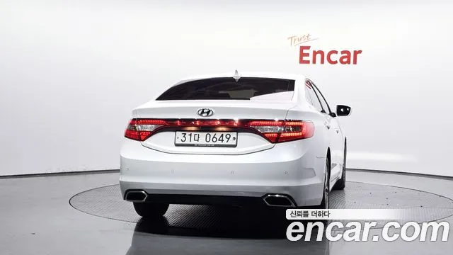 Hyundai Grandeur 2015 thumb 3