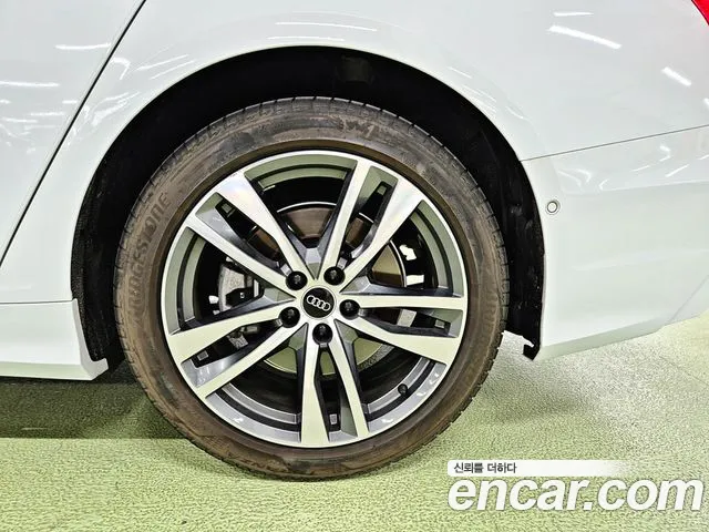 Audi A6 2023 thumb 6